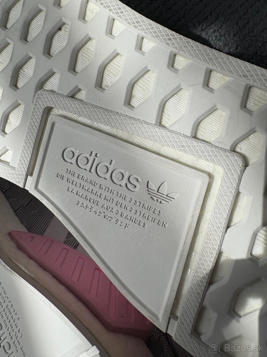 Adidas NMD R2 PKW tenisky - 12