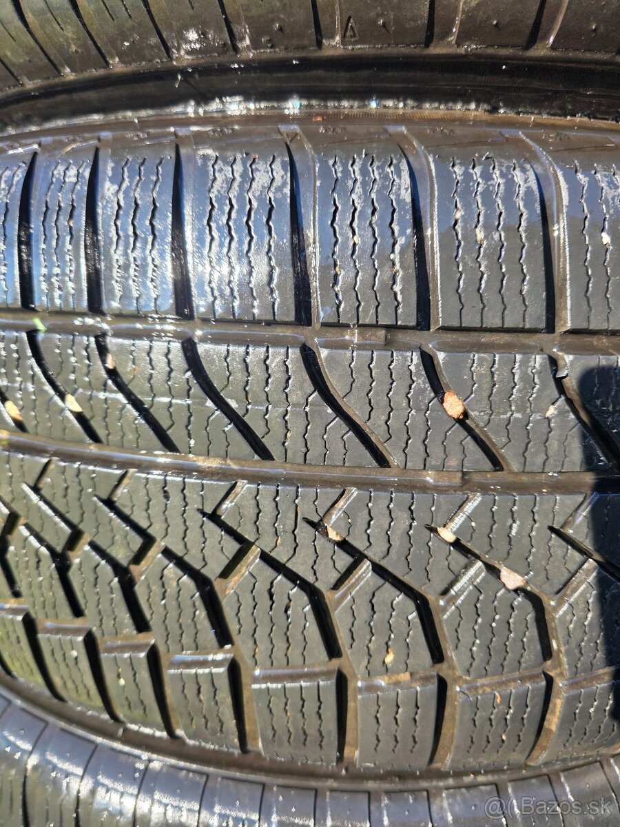 Komplet set vw T5 T6 235/55R17 - 12