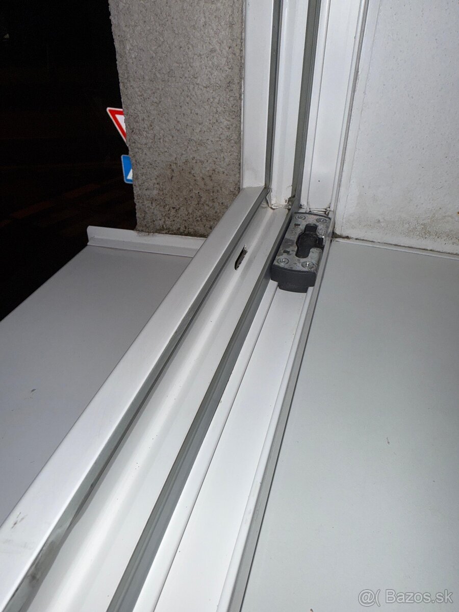 Tepovanie A Upratovanie - 12