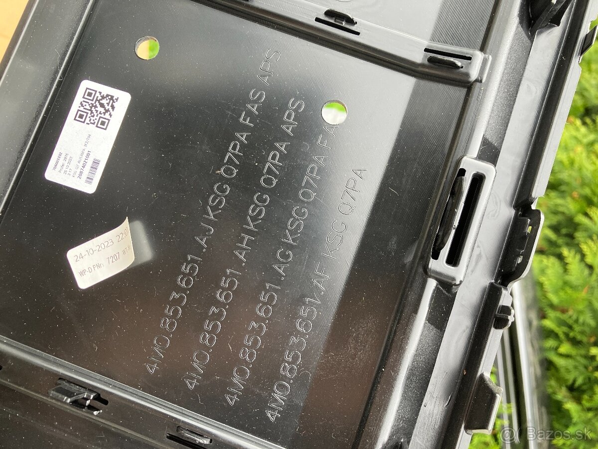 maska mrizka grill audi q7 20- cerna - 12