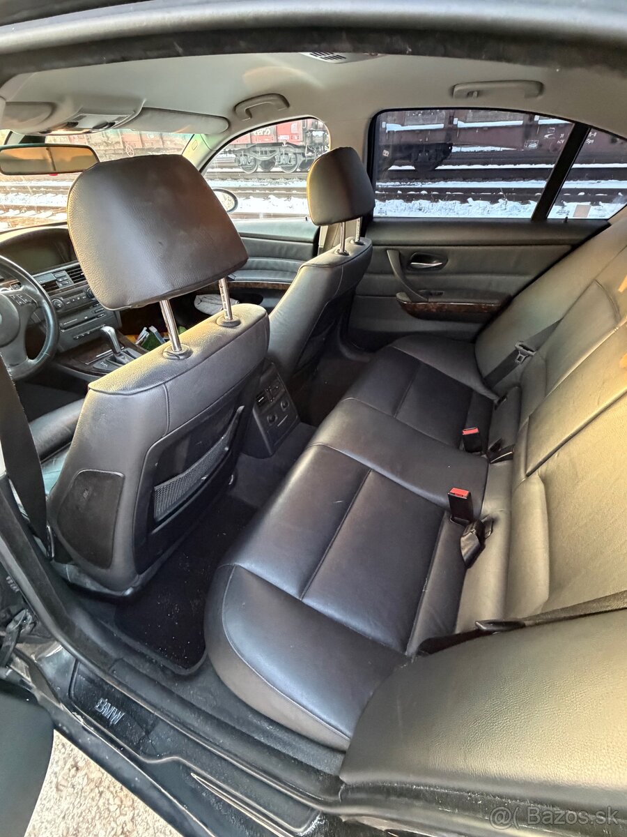 BMW e90 330i 190kw 2006 automat, NOVÁ STK/EK - 12