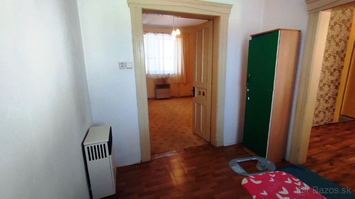 Predaj rodinný dom v centre mesta Levice - 12