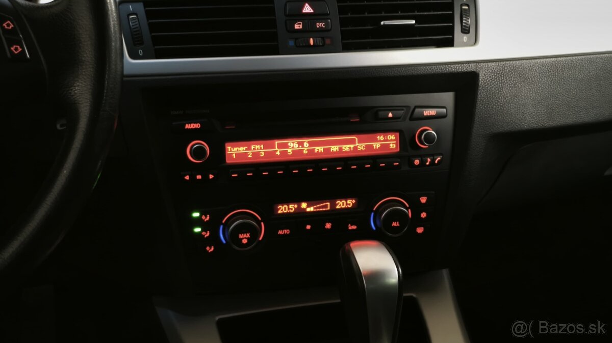 Bmw e91 320d Facelift / Automat / - 12