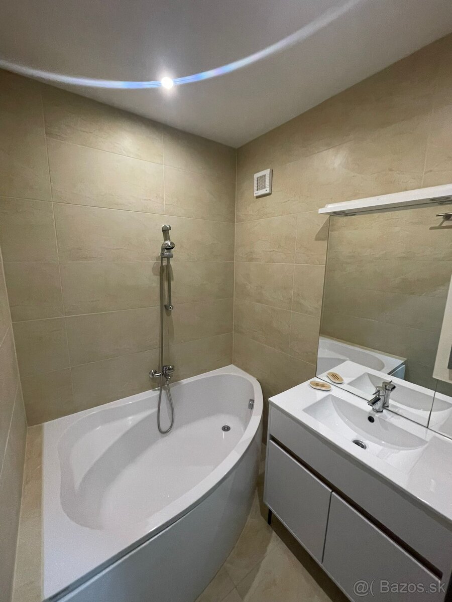 2 IZBOVÝ BYT / NA PREDAJ / VÝMERA 61 m2 - 12