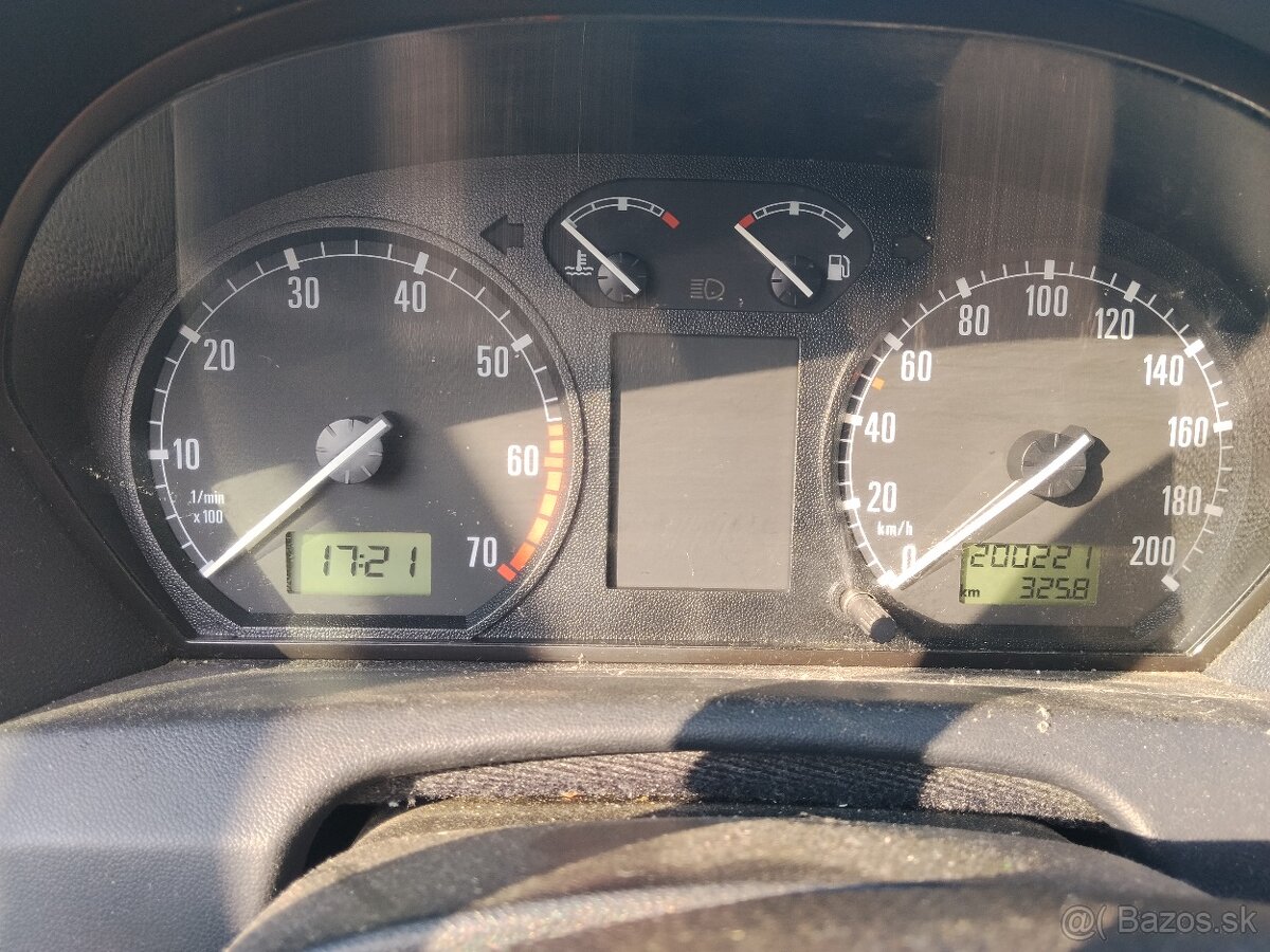 Škoda Fabia 1.4mpi. - 12