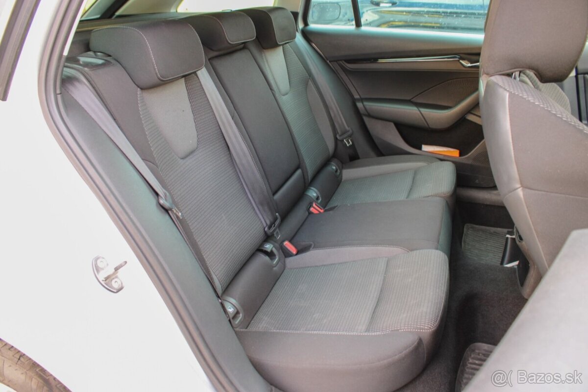 Škoda Octavia Combi 2.0 TDI SCR - 12