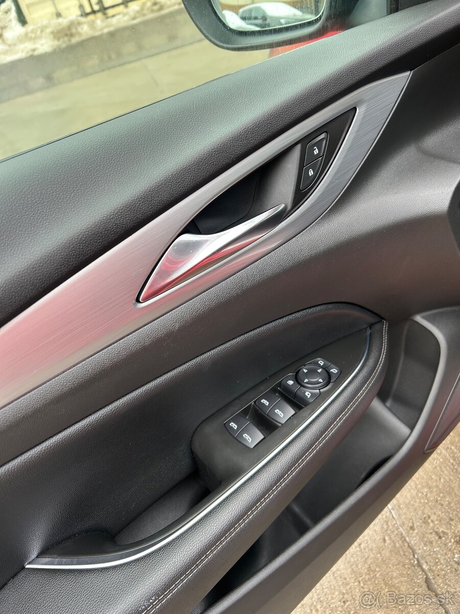 Opel Insignia 2.0 GSI - 12