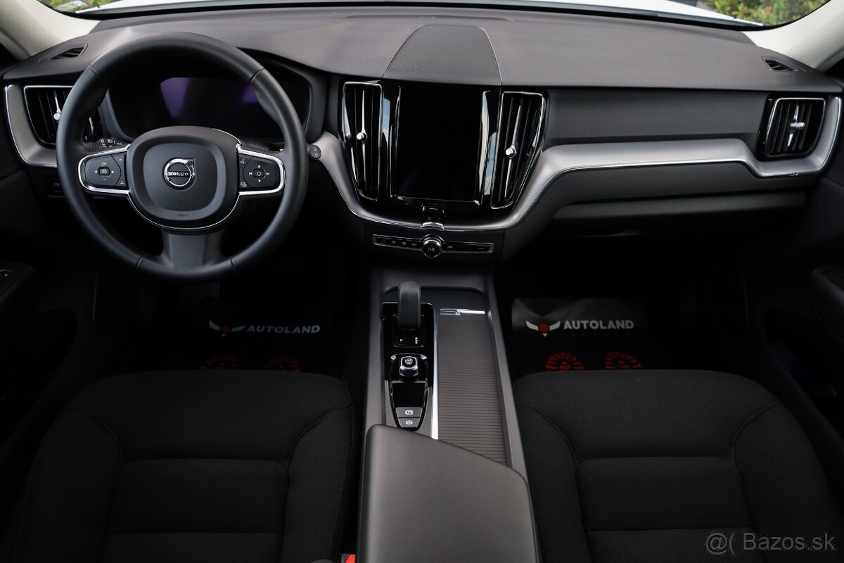 Volvo XC60 2.0 B4 mHEV Momentum A/T - 12