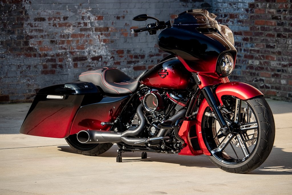 HARLEY DAVIDSON FLHXS STREET GLIDE CUSTOM SPECIAL - 12