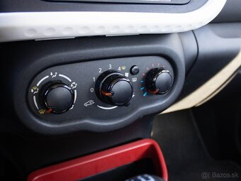Renault Twingo Energy 0.9 TCe 12V S&S Intens - 12