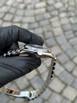 Seiko Mod Day-Date "Blue Roman" - 12