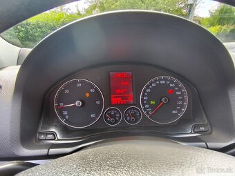 Predám Volkswagen golf 5 2.0 TDI 103 kw rv 2004 - 12
