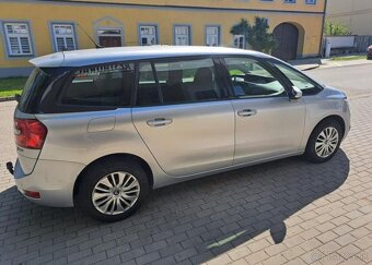 Citroën Grand C4 Picasso 1,6 e-HDi 115 ETG6 Intensive nafta - 12
