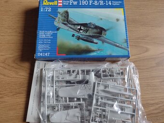 Plastikové modely 1:72 (5) - 12