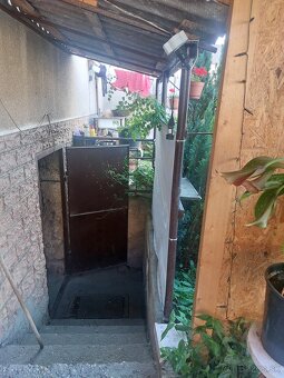 Rodinný dom s pekným pozemkom _ Gabčíkovo - 12