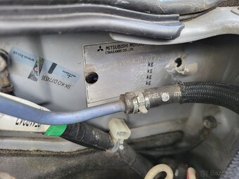 Mitsubishi L200 - 12
