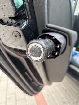 Škoda Superb ZNÍŽENÁ CENA - 12