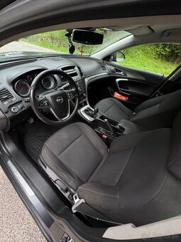 Opel Insignia 2.0 CDTI 130k Cosmo - 12