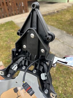 Predám nové, nepoužité diely na BMW R18 - 12