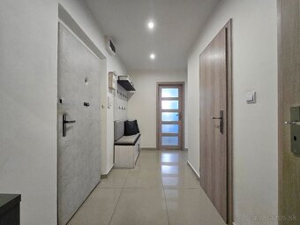 3+KK byt, Gudernová ul., 55 m2, bez BA, po rekonštrukcii - 12