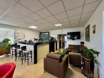 Predaj zabehnutá reštaurácia a penzión, Veľký Lapáš, 19á poz - 12