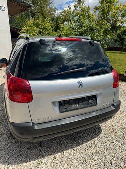 Peugeot 207sw 1.6HDi 111.000km - 12