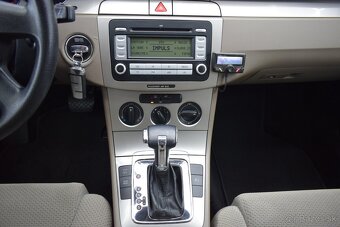 Volkswagen Passat 2,0 TDi,DSG,Xenony,PARROT,šíbr - 12