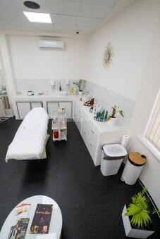 Krásne priestory na podnikanie do prenájmu v centre Rimavske - 12