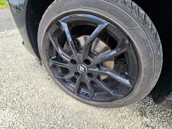 PEUGEOT 207 CC 1.6i BENZÍN CABRIO - 12