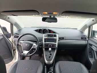 Toyota Verso 2,2 D-CAT - 12