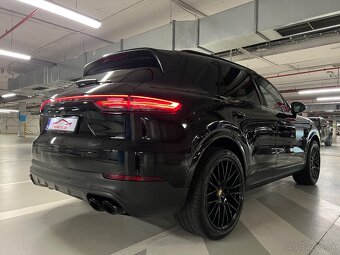 Porsche Cayenne 3.0 250Kw 4x4 A/T BLACK EDITION - 12