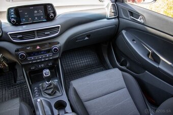 Hyundai Tucson. - 12