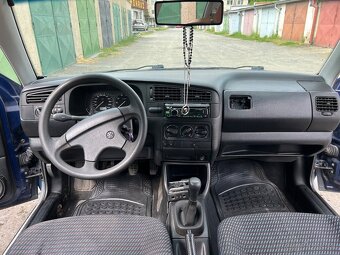 Volkswagen Vento - 12