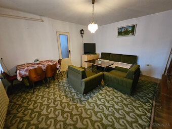 Rodinný dom v tichej časti obce s pozemkom 1129 m2, kúpou vo - 12