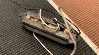 Squier Stratocaster by Fender 2002 set 3x snímače - 12