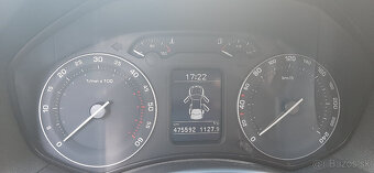 Škoda Octavia Combi 2.0 TDI Elegance DSG - 12