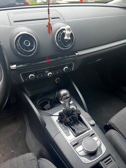 Audi A3 Sportback S-line - 12