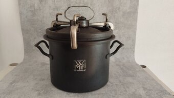 Velmi starý tlakový hrnec tz.tlakáč D.R.G.M - 12