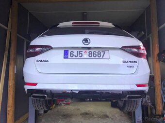 Škoda znaky nápis čierny logo znak - 12