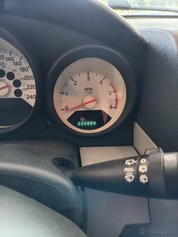 Dodge Caliber 2l crd - 12