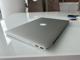 MacBook Pro 15" Retina ,TOP STAV - 12