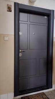 Vchodové bezpečnostné dvere - 12