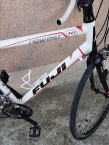 Fuji newest 1.0 cestný bicykel - 12