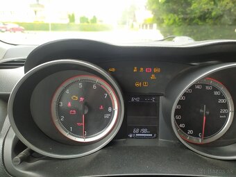 Suzuki Swift - 12