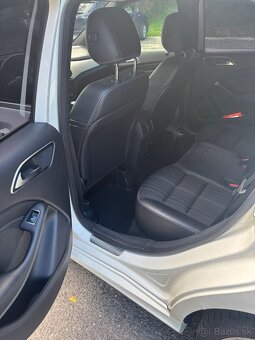 Mercedes benz B180 D 6M - 12