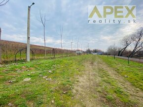 APEX reality stavebný pozemok 2019 m2 v obci Bojničky - 12