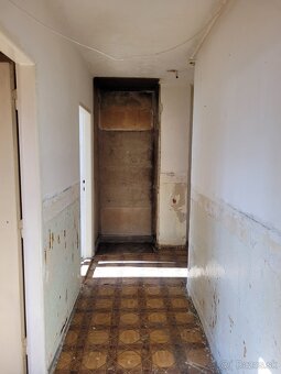 Veľký 2 izb. byt, ul. Školská - 12