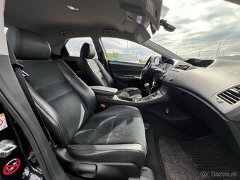 Honda Civic 1.8 V-Tec benzín, 103kW, MT/6, rok:12.2011. - 12