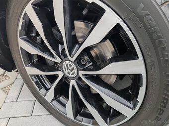Predám VW Golf 7.1.6TDI combi higline, comoré 1 majitel - 12