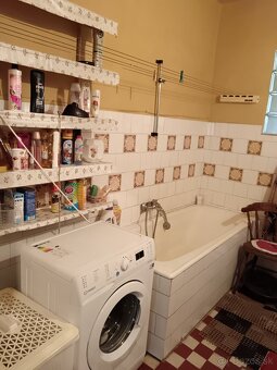 Rodinný dom s velkým pozemkov v blízkosti kupelov Dudince - 12